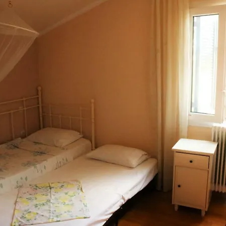 Mon Repos Two Floor *