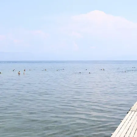 Mon Repos Two Floor Διαμέρισμα *