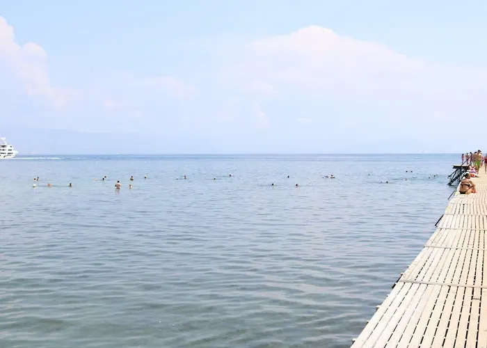 Mon Repos Two Floor Διαμέρισμα *